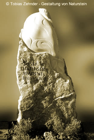 Gespaltener Stein